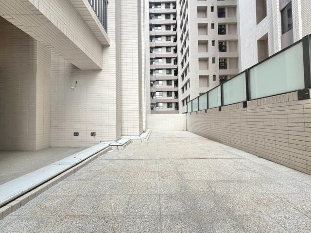 台中南屯華廈-3